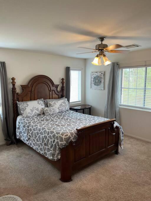Vic'S 3 Bedroom 4Beds & Pool Centrally Located! Las Vegas Luaran gambar
